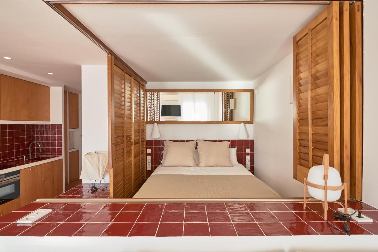 Beachfront Suite In Cadaques Center Exterior photo